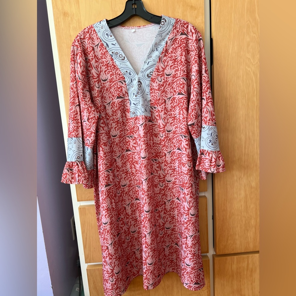 V-neck dress